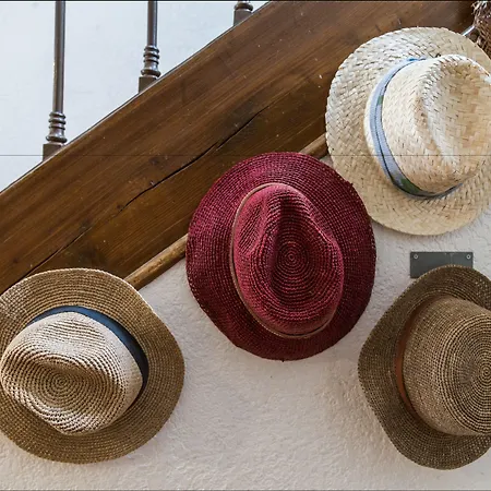 Azteca 3* 바르셀로넷트